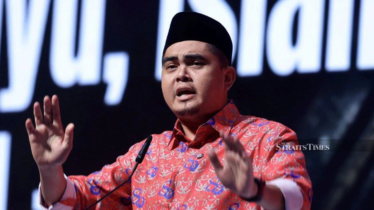 Akmal Calls on Nga Kor Ming to Honour Resignation Pledge After BN's Johor Victory