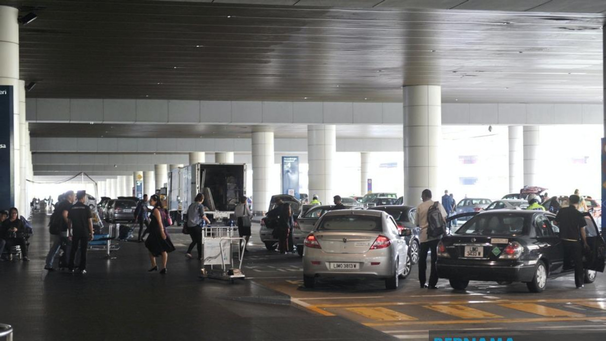 JPJ Ramps Up KLIA Enforcement Against Illegal Airport Touts