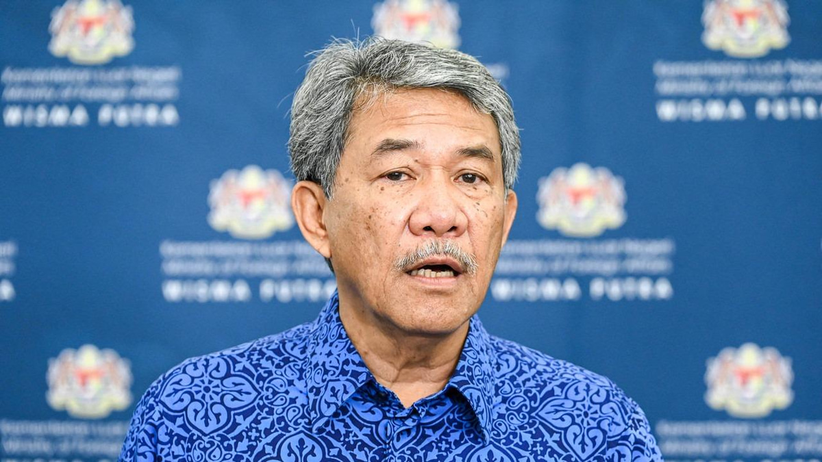 ASEAN Centrality Must Guide Region Through Global Fragmentation, Says FM Mohamad