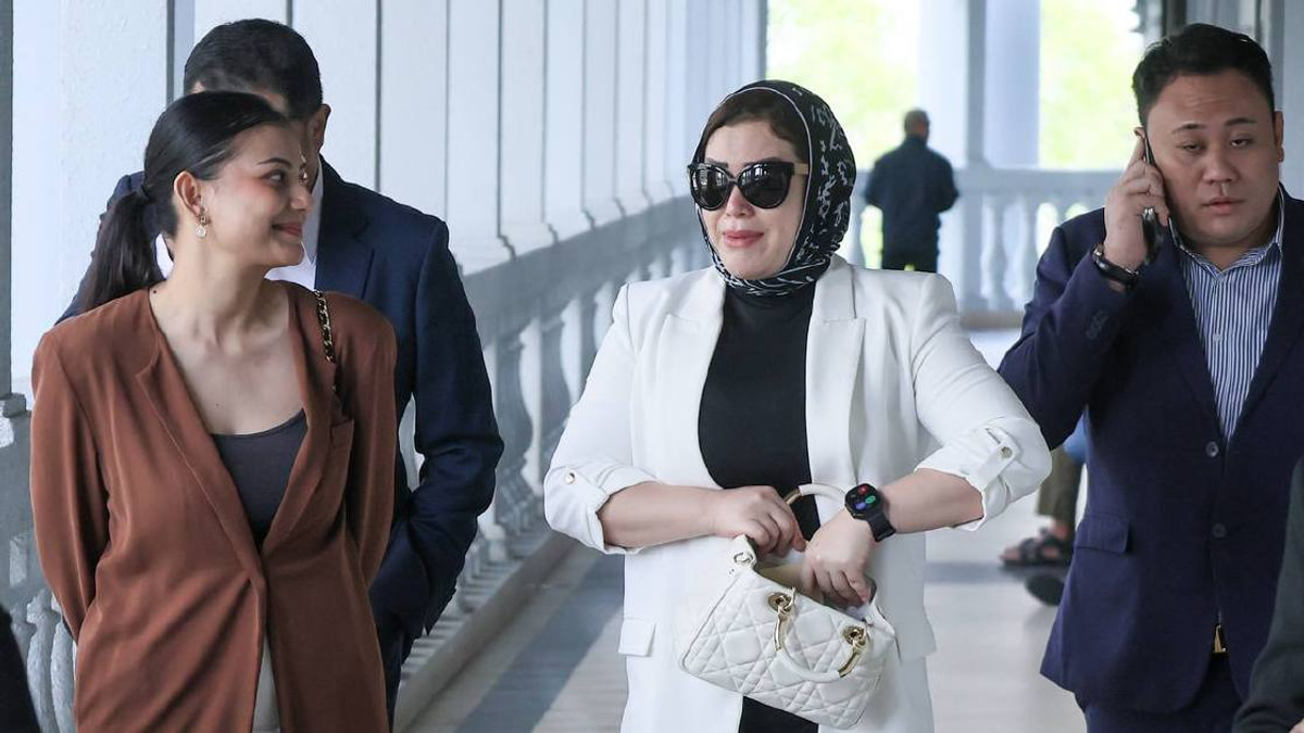 Zizie Izette acquitted in RM2.8 million Felcra corruption case involving late husband Bung Moktar