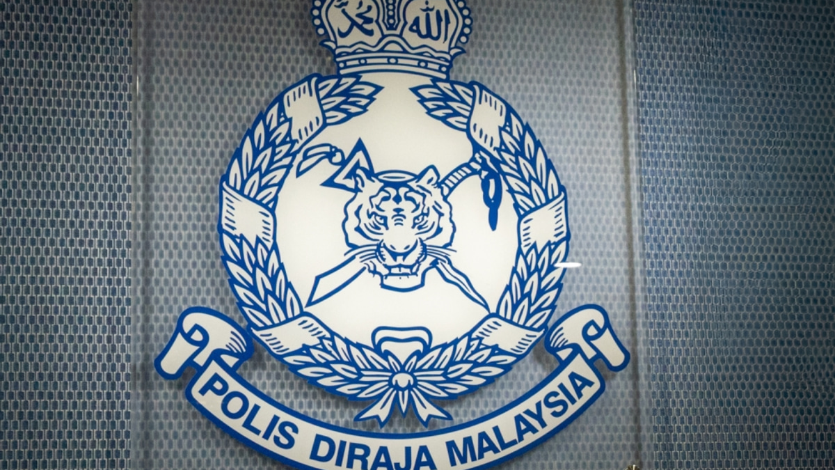Man arrested after failed armoured cash van heist in Klang; stolen shotgun recovered