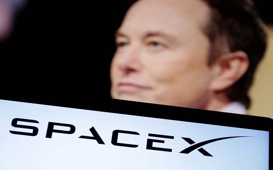 SpaceX Swings to Narrower Loss as Starlink Powers Revenue Growth Ahead of Lock-Up Expiry