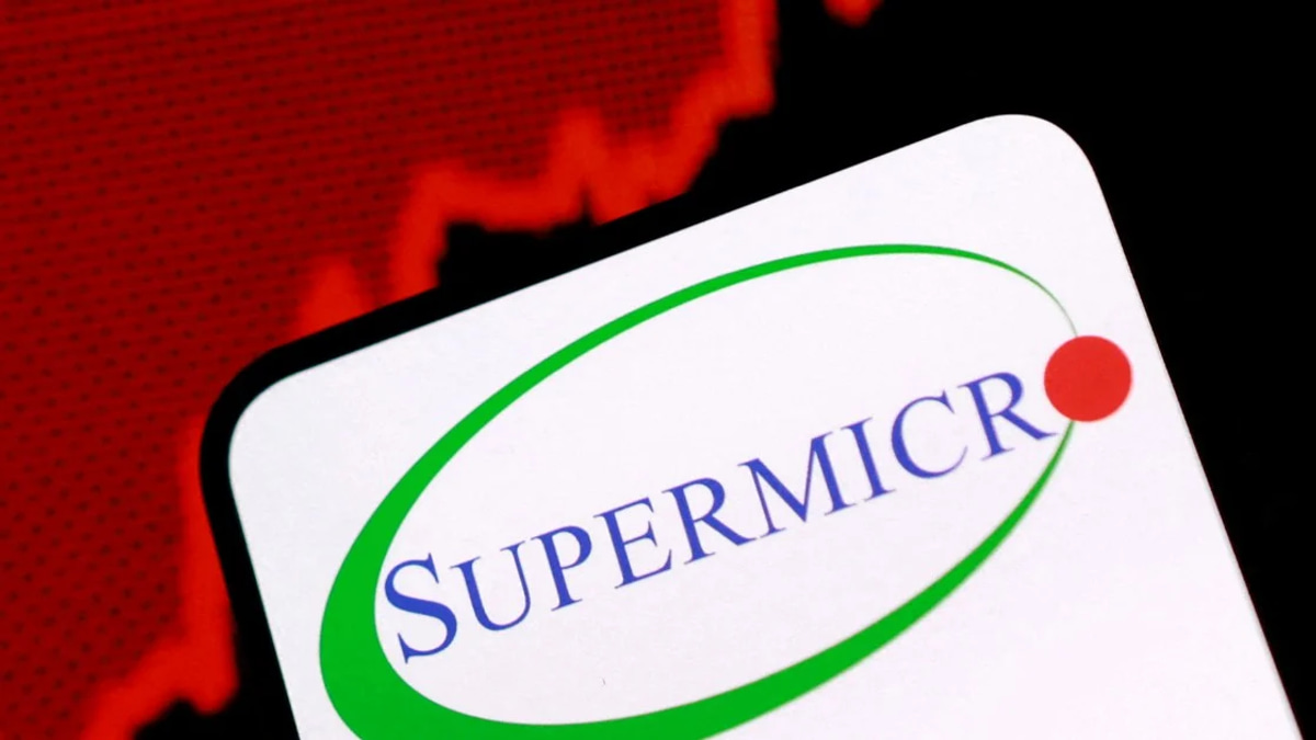 Super Micro reports staff detention as Taiwan probes illegal AI server exports