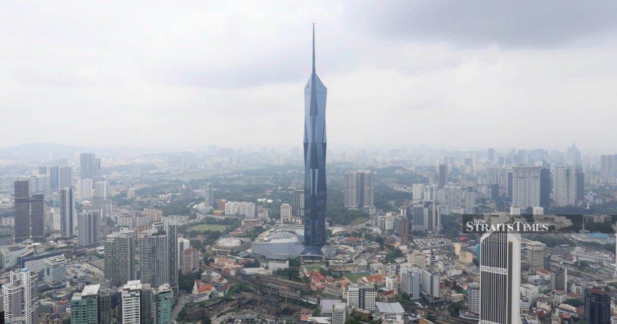 PM Anwar calls for prayers as haze threatens National Day festivities