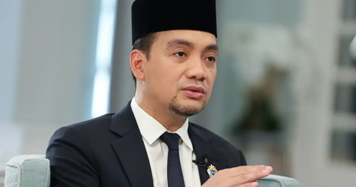 Johor's Top Official Defends Palace's Dissolution Approval as Constitutional Duty