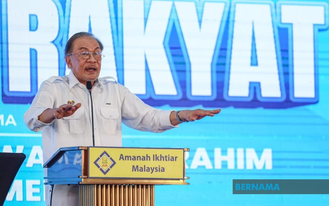 PM Anwar Links Political Opposition to His Anti-Corruption Drive