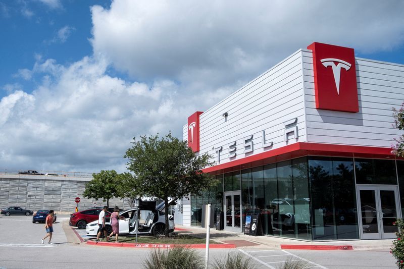 US Safety Board Opens Investigation into Fatal Tesla Crash in Texas; Family Sues for Damages