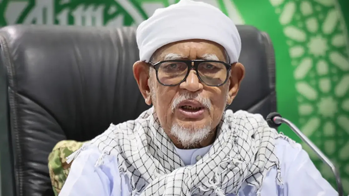 PAS President Hadi Rejects Claims That Party Split With Bersatu Is Calculated Election Tactic