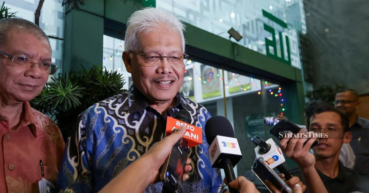 Hamzah to Resume Opposition Leader Role as Parliament Seating Chart Confirms Political Shuffle