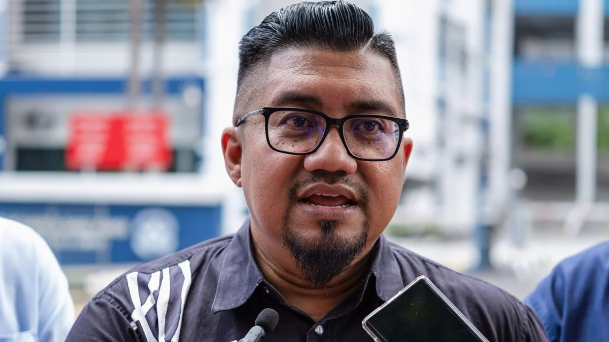 Activist Chegubard Pleads Not Guilty to Sedition Charge Over Negri Sembilan Royal Remarks