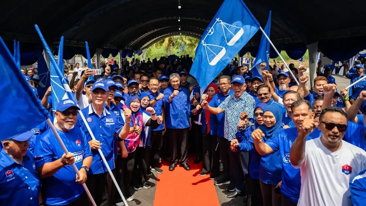 Zahid banks on PAS voter backing to deliver 56 BN wins