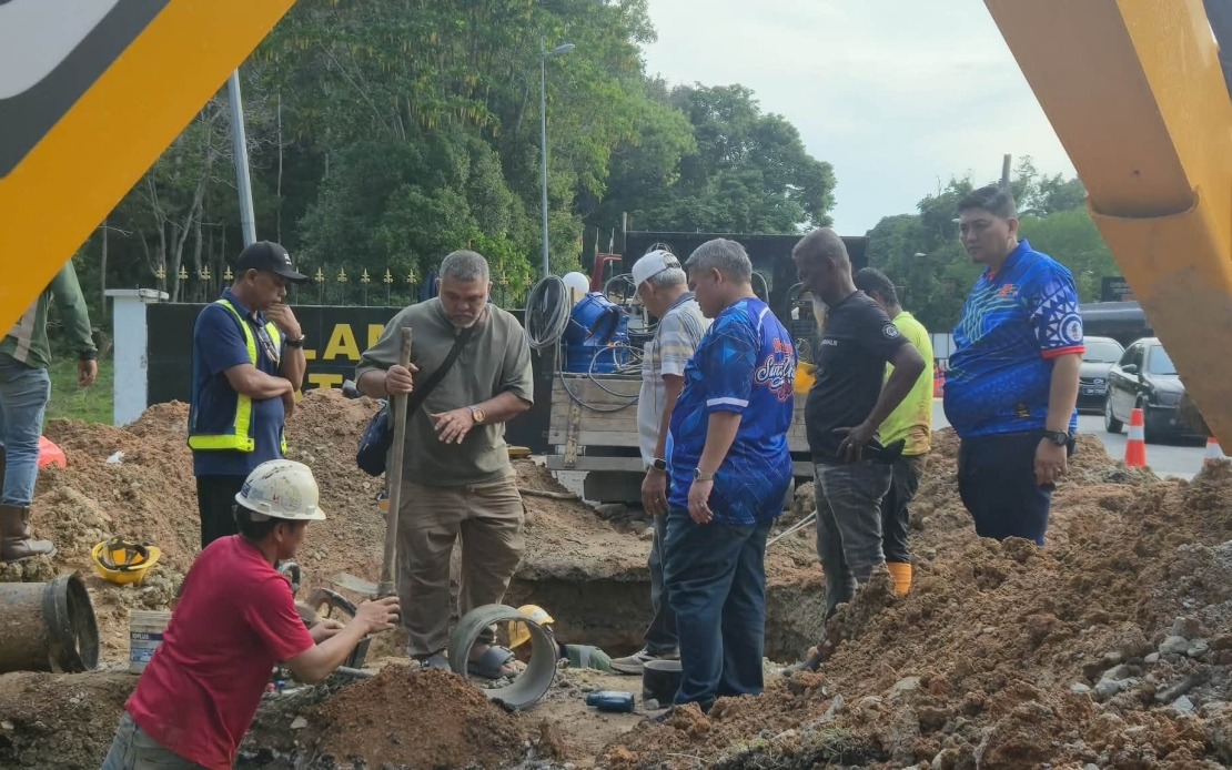 Melaka Proposes Temporary Water Tank to Address Kem Terendak Supply Crisis