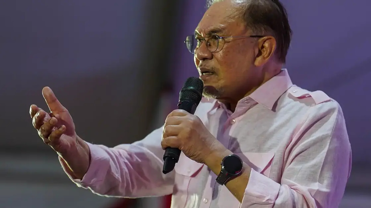 Anwar Clarifies Federal Funding Is for Constituents, Not Political Use