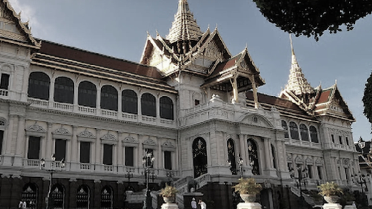 Thai Man Faces 18 Months Prison for Facebook Comment Criticising Monarchy