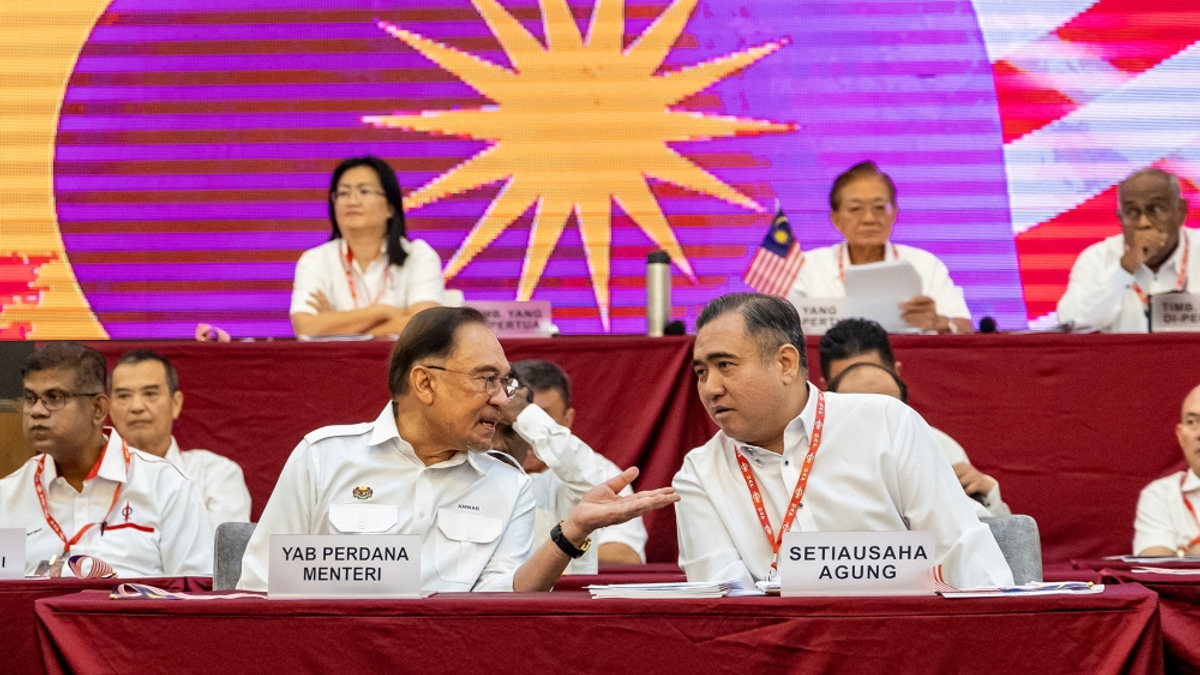 DAP Commits to Pakatan Coalition Despite Reform Frustrations, Transport Minister Says