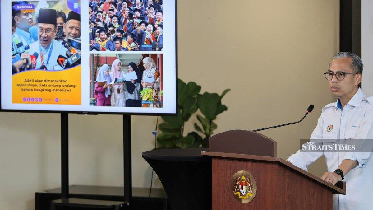 Cabinet Steers Clear of Anwar's Taiwan Comments Controversy