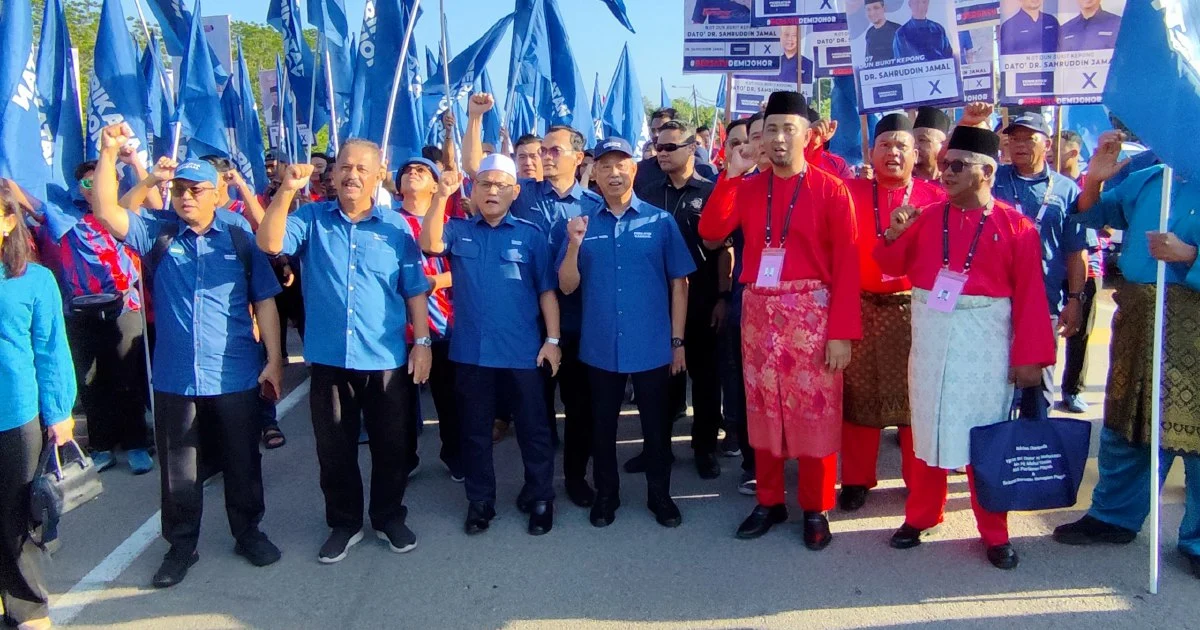 Muhyiddin makes show of support as Bersatu's Sahruddin files nomination in Bukit Kepong
