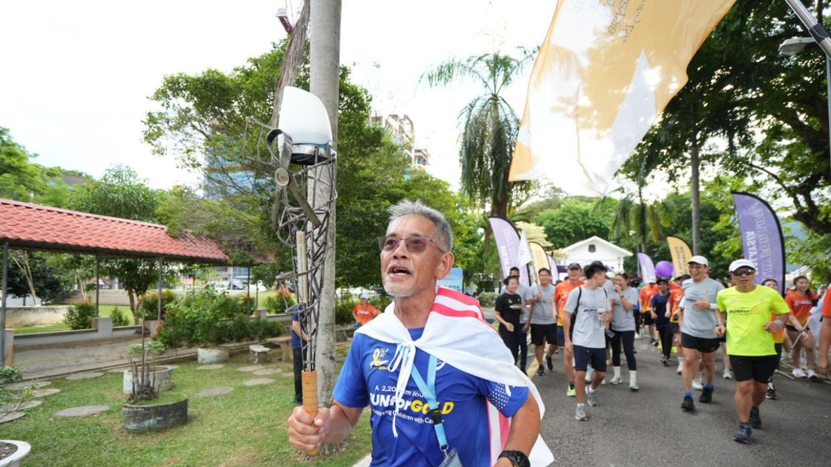From Grief to Marathon: How a Retired Engineer Ran 2,200km Across Malaysia for Child Cancer Awareness