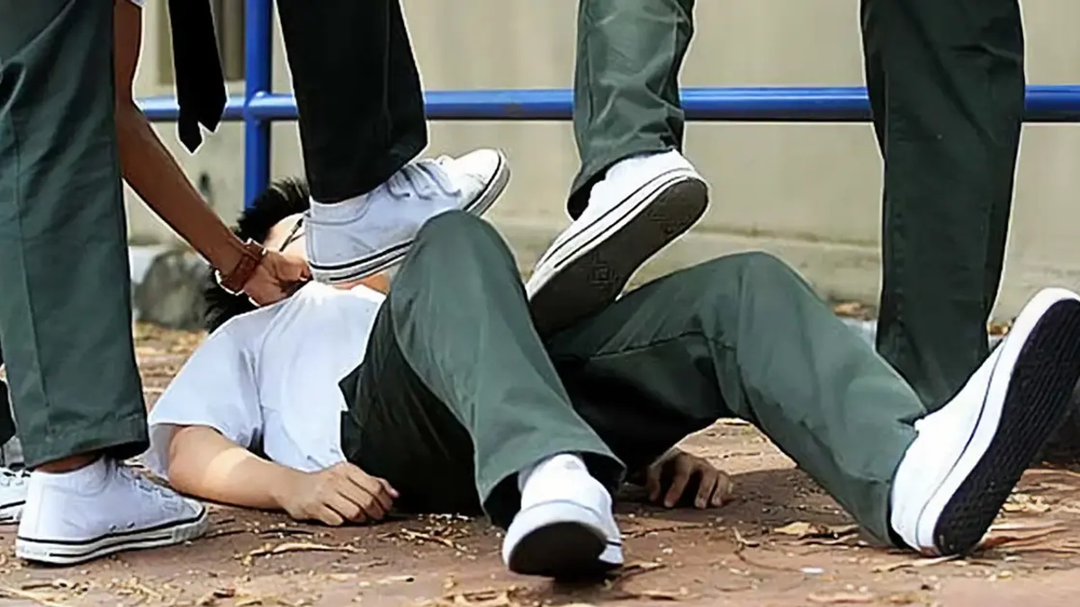 Six Students Detained Over Bullying Incident in Muar