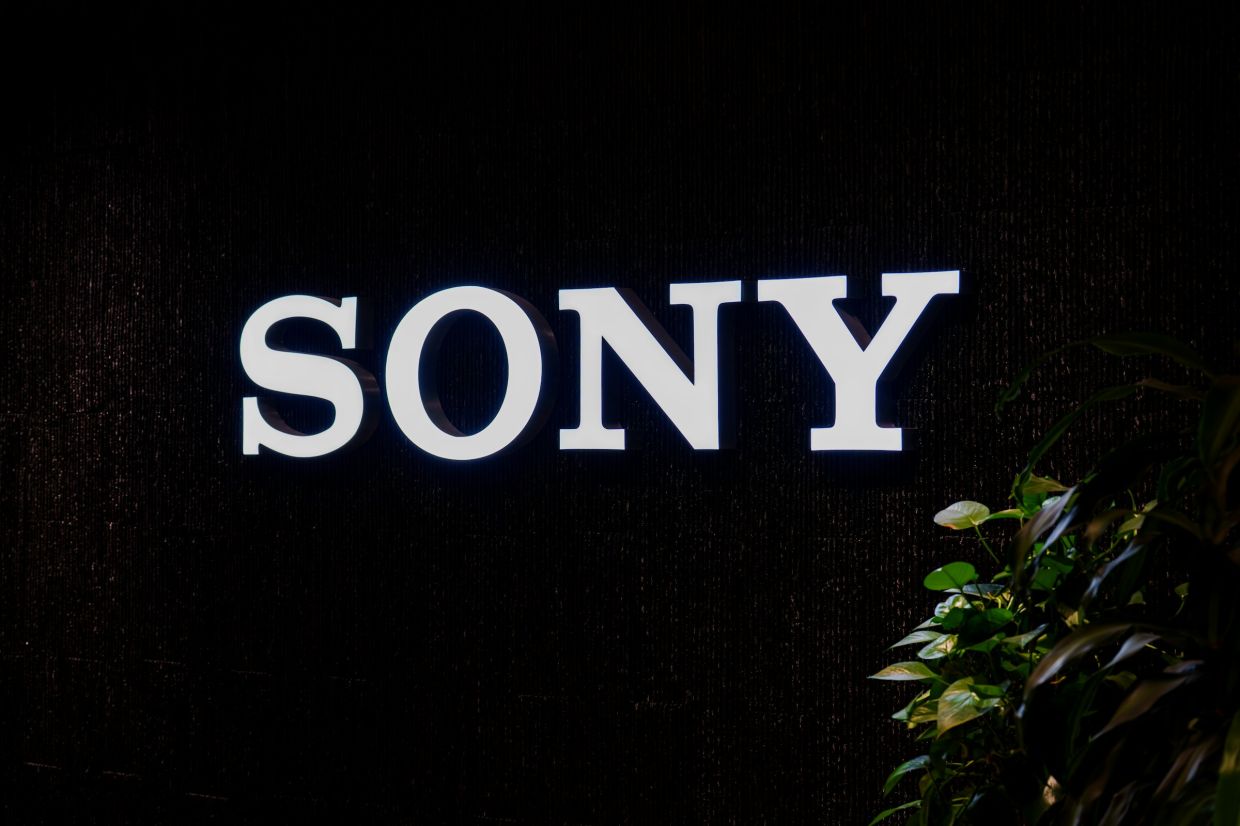 Sony's Shift to Digital-Only Games Sparks Massive Backlash from Gamers Worldwide