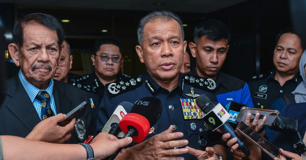 Royal Malaysian Police Launches Disciplinary Inquiry Into Officer Featured in Controversial China Video