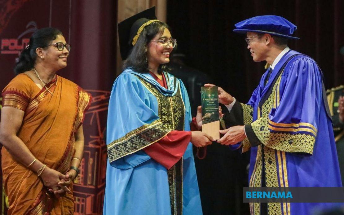 From Grief to Honour: PTSS Student Graduates with Distinction After Father's Death
