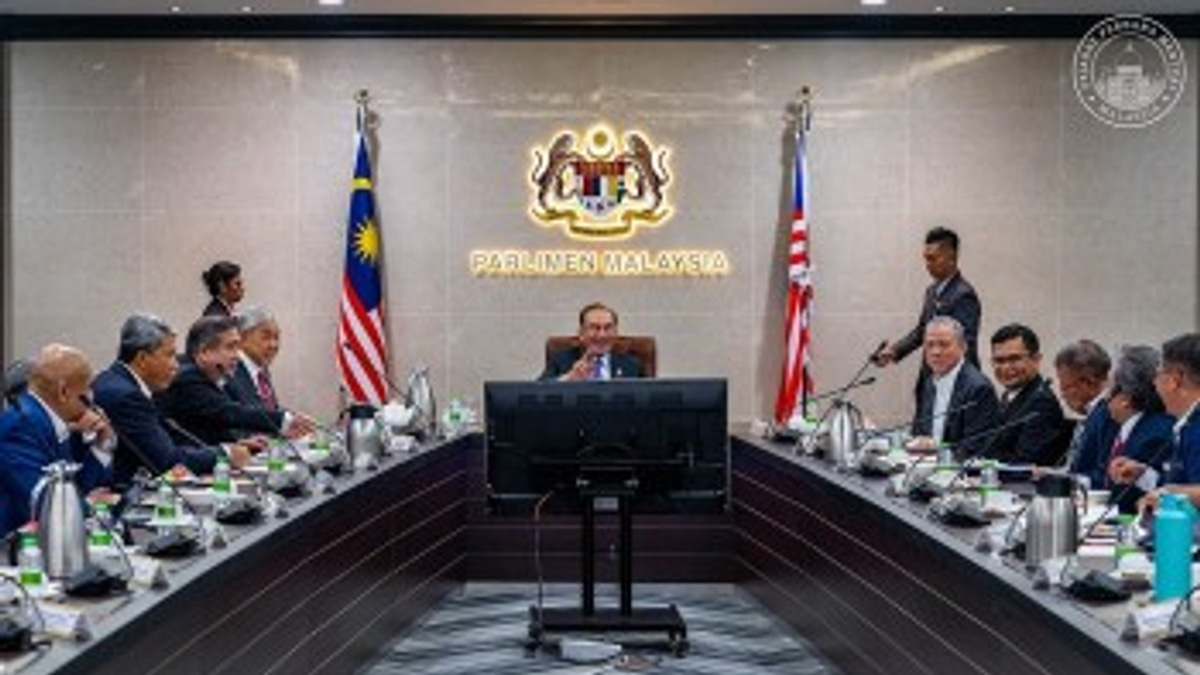 Malaysia To Mobilise Support For Manufacturers Hit By Global Supply Upheaval