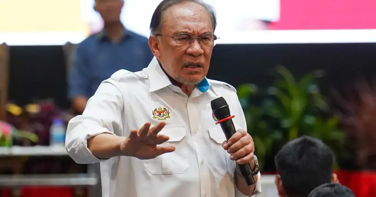 Anwar Rejects Pressure on Malaysia's Israel Stance, Defends Principled Foreign Policy