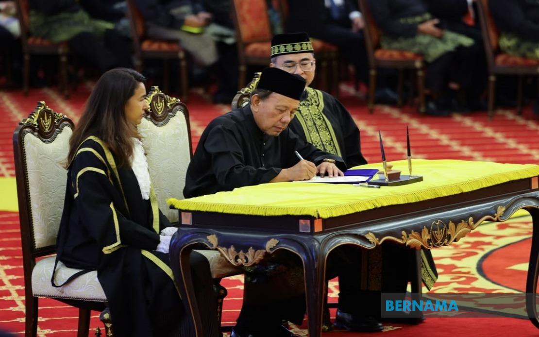 Veteran Lawmaker Ismail Lasim Sworn In As Negeri Sembilan Menteri Besar