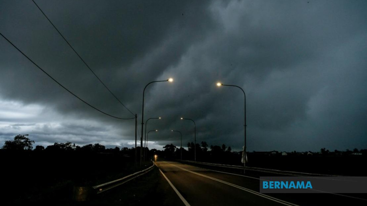 MetMalaysia Warns of Severe Thunderstorms Across Multiple States and Labuan
