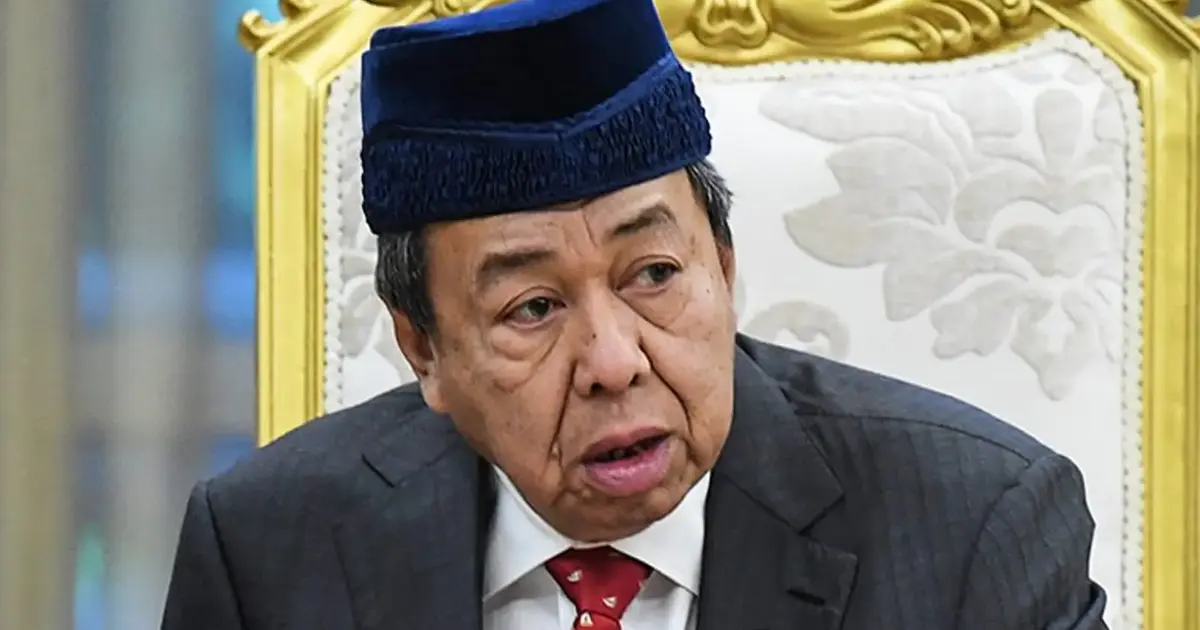 Sultan Sharafuddin Credits Najib, Praises Anwar's Role in LRT3 Project While Criticising DAP Leaders