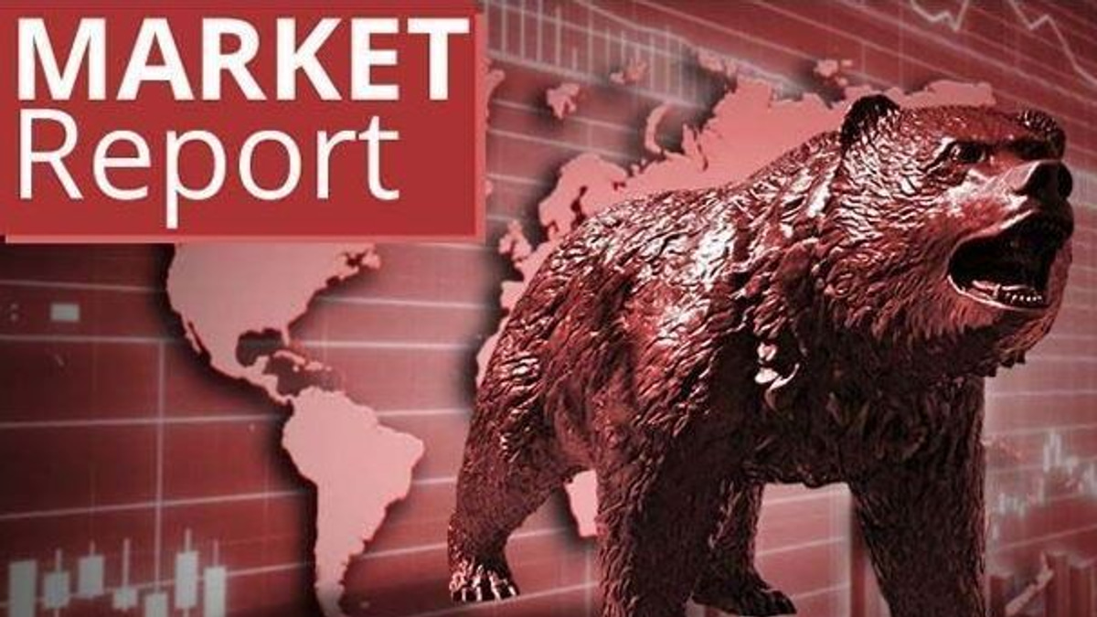 FBM KLCI Retreats as Bank and Plantation Stocks Weaken Amid Global Uncertainties