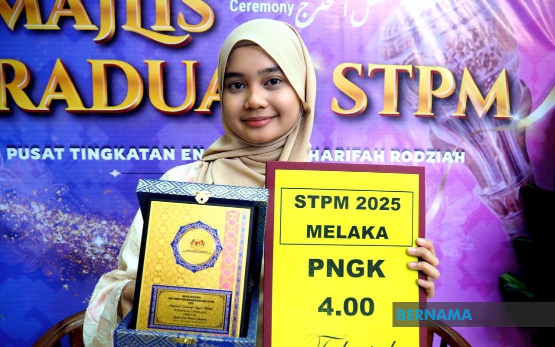 Father's Final Wish Inspires Melaka Student to Perfect 4.00 STPM Score
