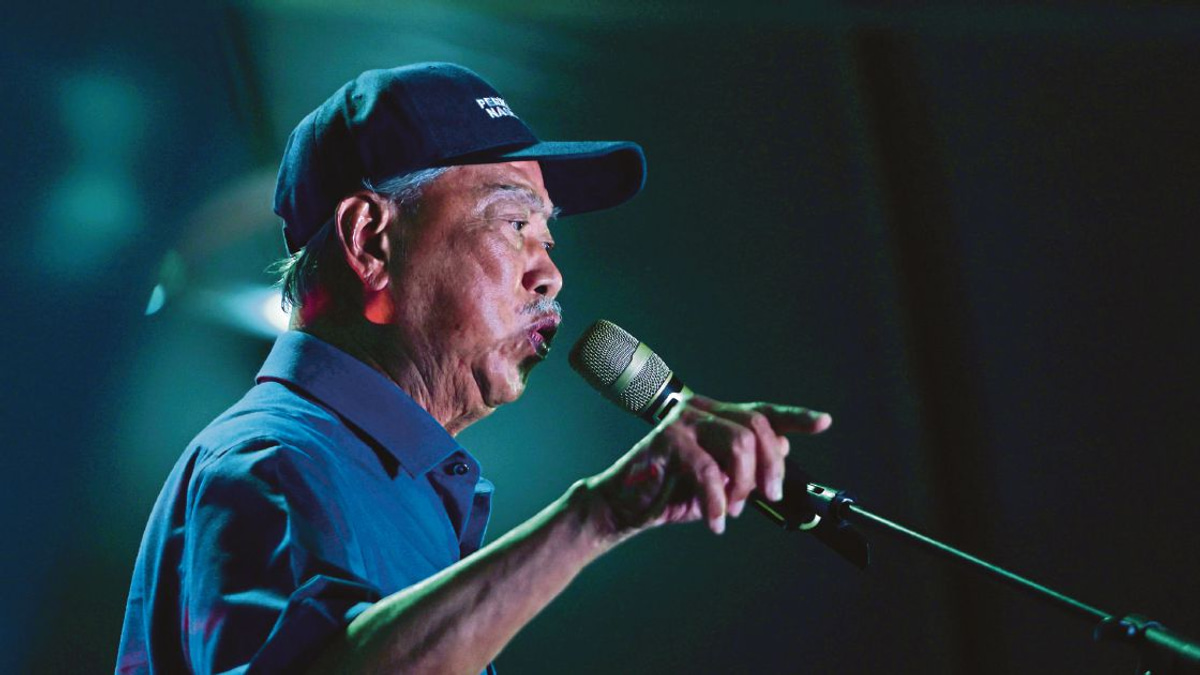 Johor Election: Muhyiddin Brushes Off Pas Machinery Withdrawal From Bersatu Seats