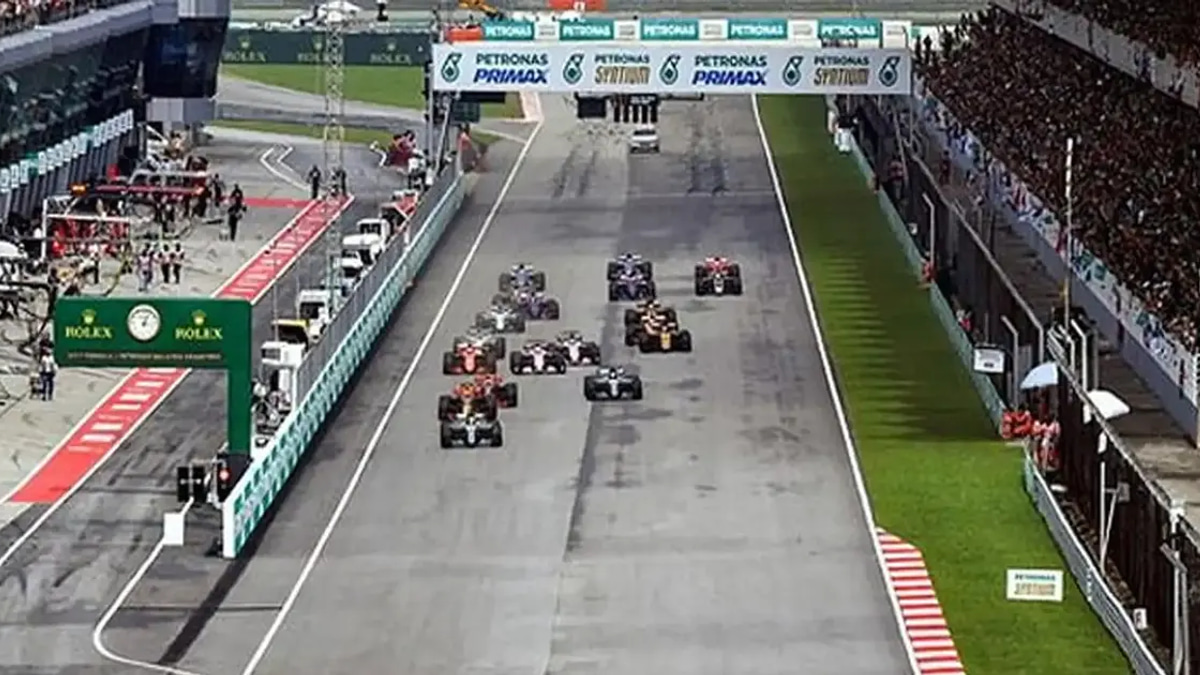 Malaysia Poised to Gain Economic Boost from Hosting Bahrain Grand Prix, Says Zahid