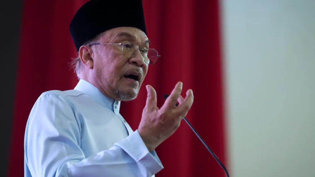 PKR Youth Leader Claims Anwar Rescued Umno, Only to Face Betrayal