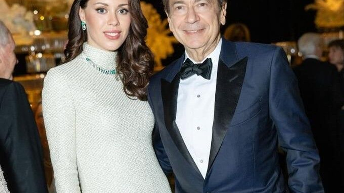 Billionaire John Paulson to Wed 33 Years Younger Fiancée in Monaco After Finalising Divorce