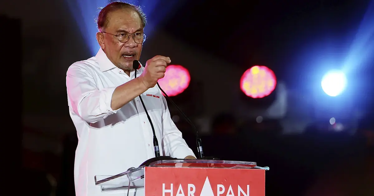 Anwar Warns Against Politicising Negeri Sembilan's Royal Institution During Election Campaign