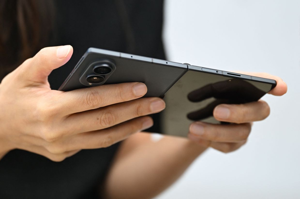 Samsung's Passport-Style Galaxy Z Fold 8 Signals Major Shift in Foldable Phone Design
