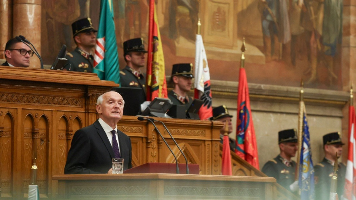 Andras Baka Sworn In as Hungary's New President