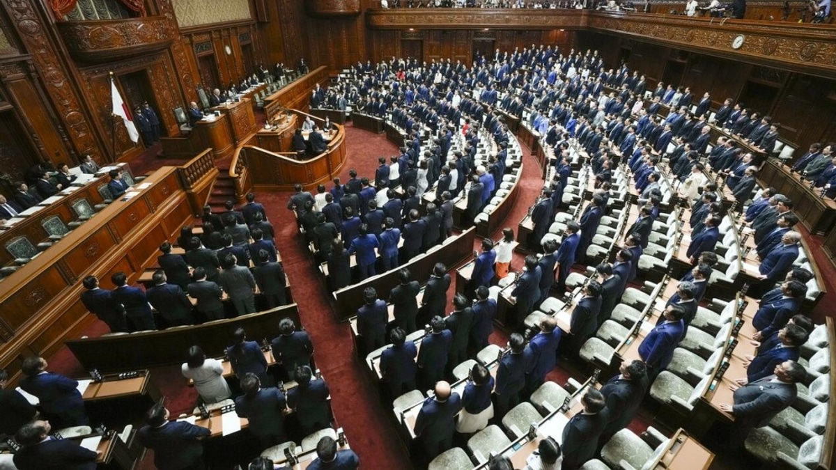 Japan's Lower House Fast-Tracks Imperial Law Overhaul to Address Succession Crisis
