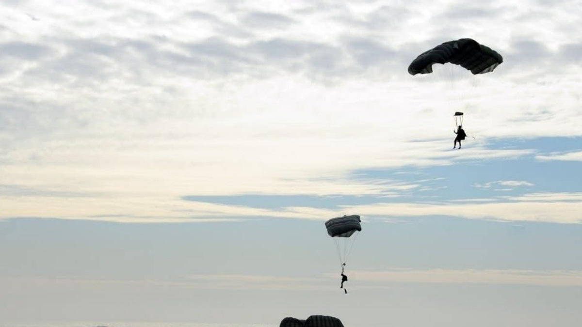 Six PASKAL Commandos Rescued After Missing Landing Zone in South China Sea Exercise
