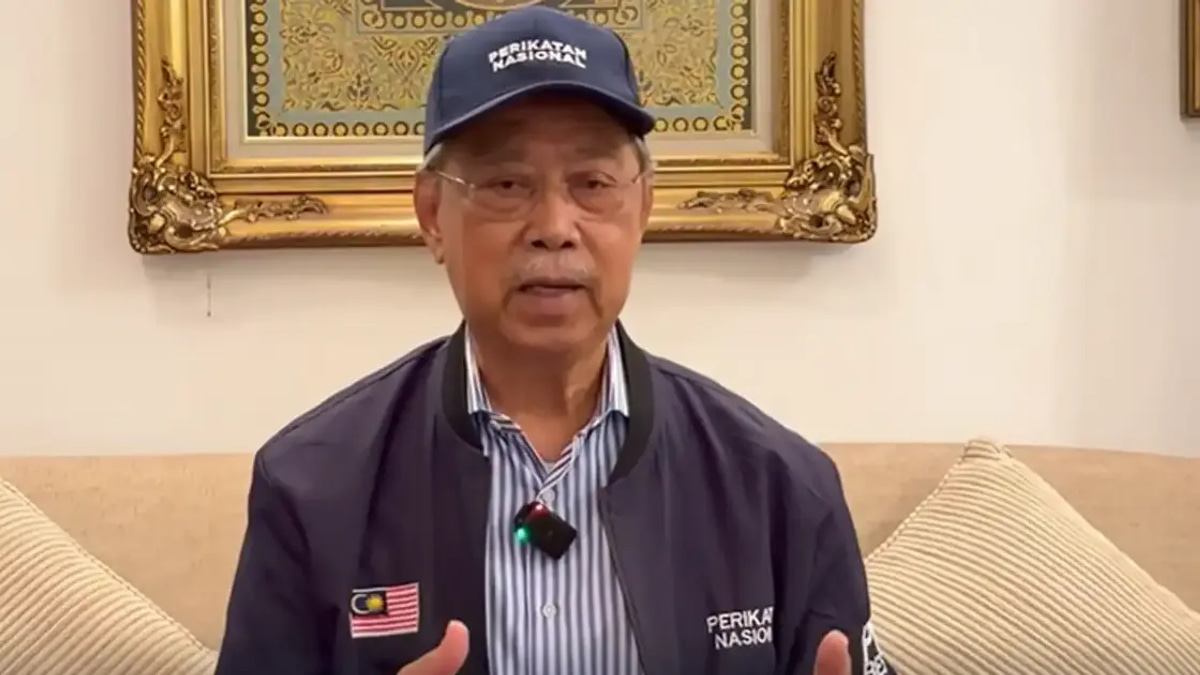 Muhyiddin Courts Johor Voters as Native Son, Seeking Fresh Mandate for Perikatan Nasional