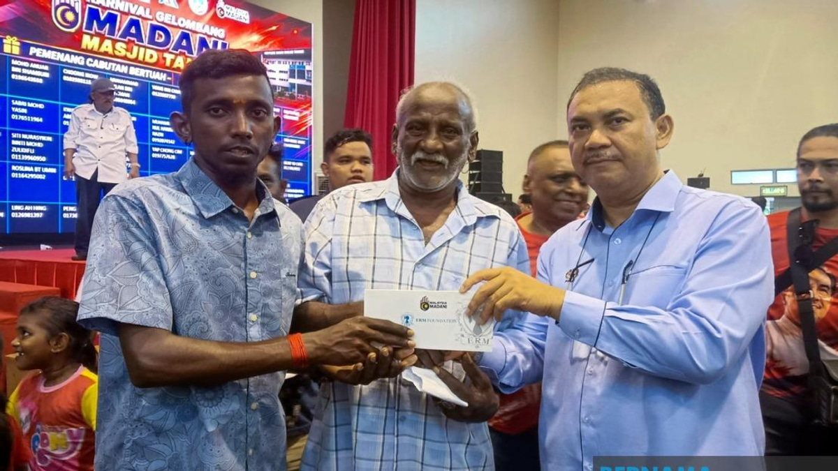 2,000 Masjid Tanah Residents Receive RM200 Cash Aid Under MADANI Assistance Drive