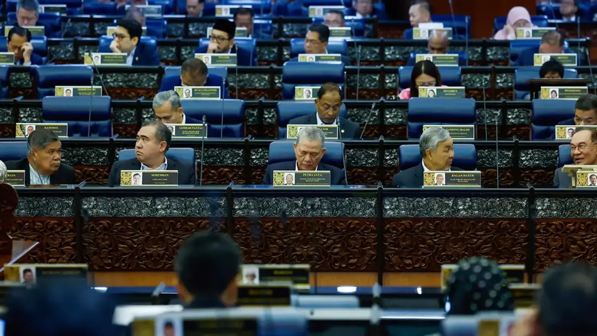 Parliamentary Dissolution Unnecessary if DAP Exits Cabinet, Says PKR Leader
