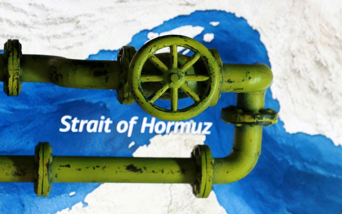 Iran's Oil Exports Collapse to Zero as Sanctions and Regional Tensions Deepen