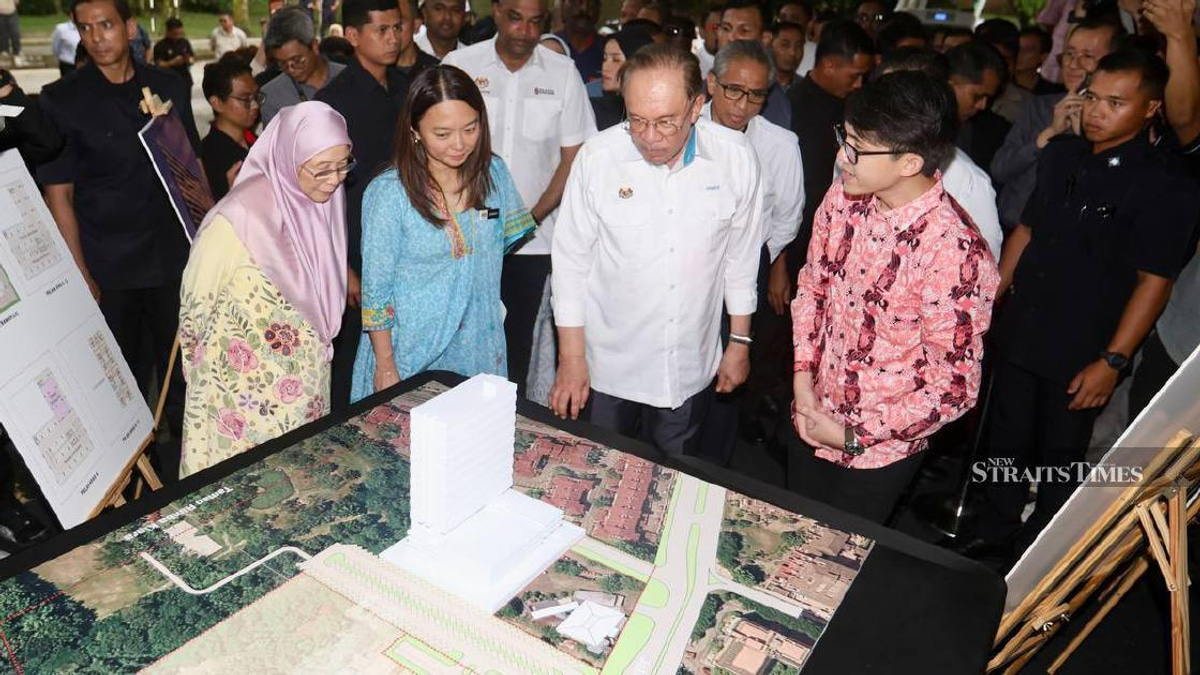 Anwar: Urban poor rights protected as Bukit Kiara project advances