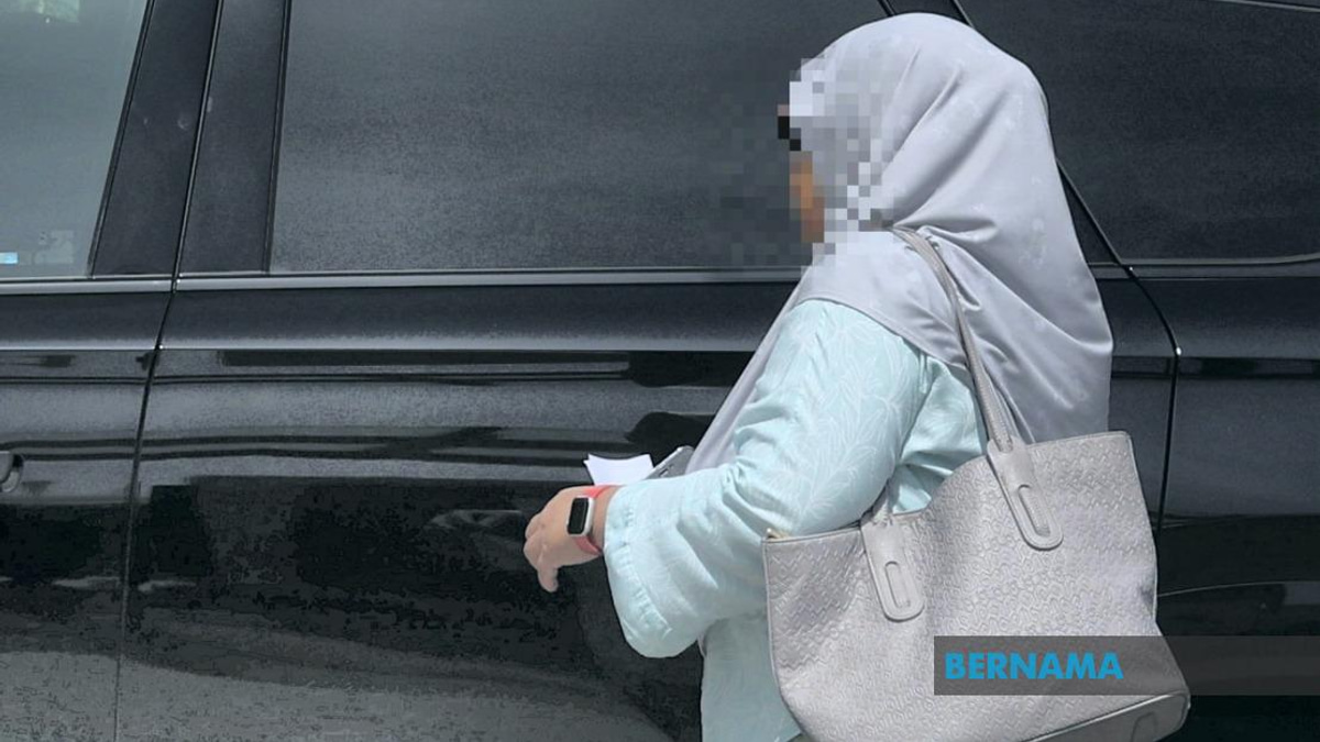 MACC Grills Former Tabung Haji Statutory Body CFO for Over Six Hours in RCI Probe