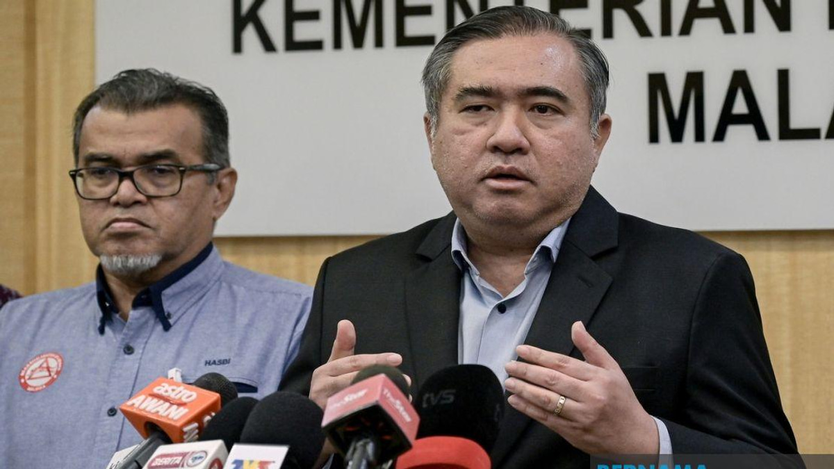 Government Does Not Meddle in Port Management Appointments, Says Loke