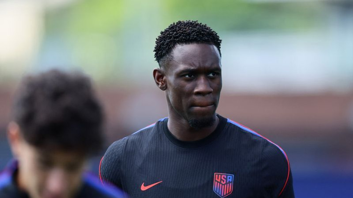 FIFA's Balogun Red Card Reversal Sparks Integrity Crisis After Trump Intervention